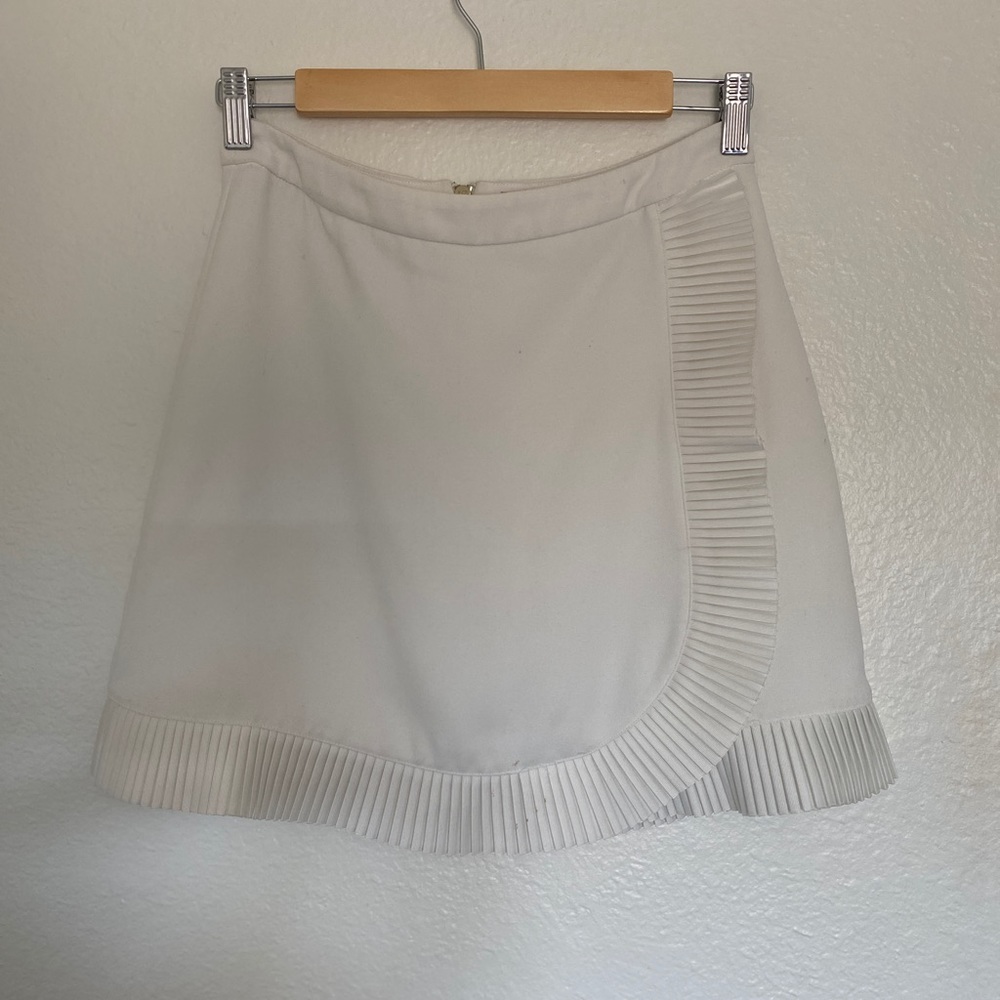 Ted Baker White Pleated Mini Skirt Size 1